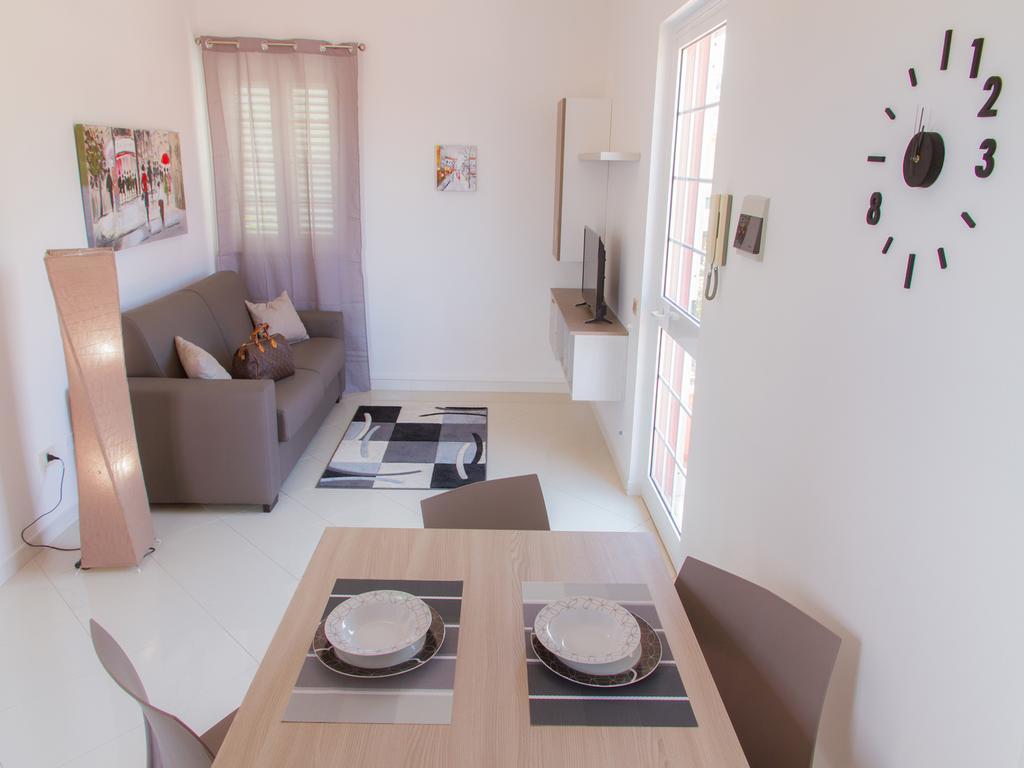 קמפופליצ'ה די רוצ'לה Gelso Bianco Apartments מראה חיצוני תמונה