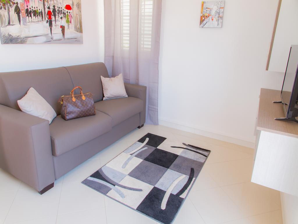 קמפופליצ'ה די רוצ'לה Gelso Bianco Apartments מראה חיצוני תמונה