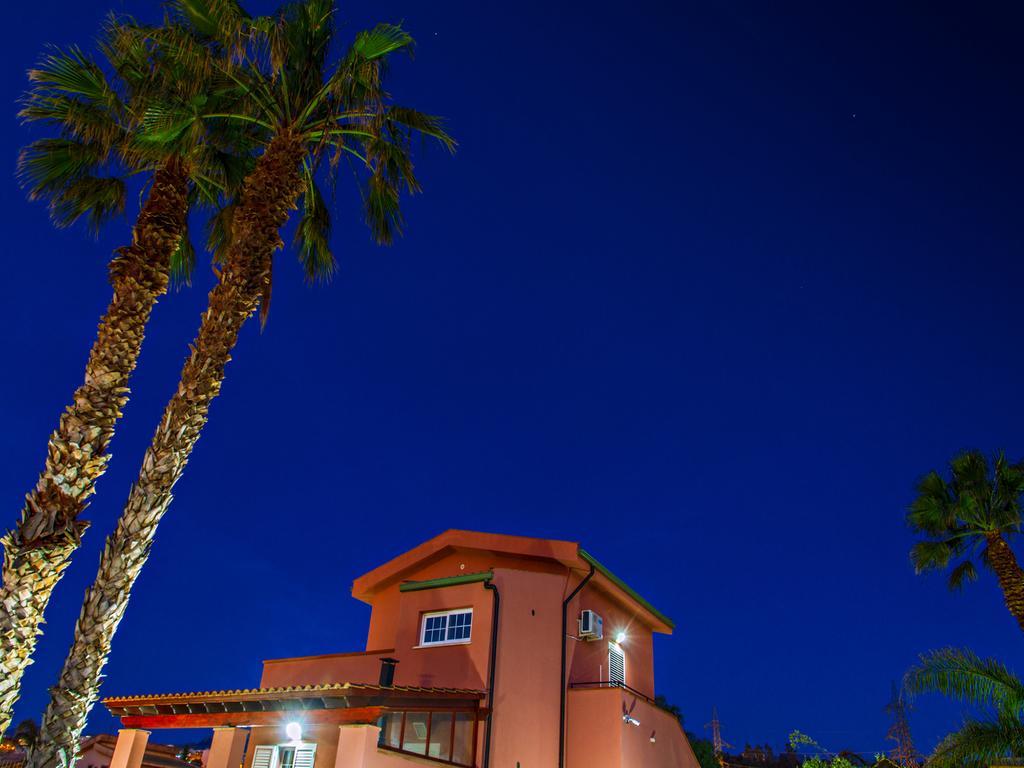 קמפופליצ'ה די רוצ'לה Gelso Bianco Apartments מראה חיצוני תמונה